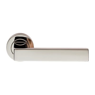 Sasso Lever Door Handle on Round Rose