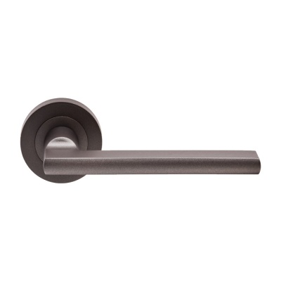 Trentino Lever Door Handle on Round Rose