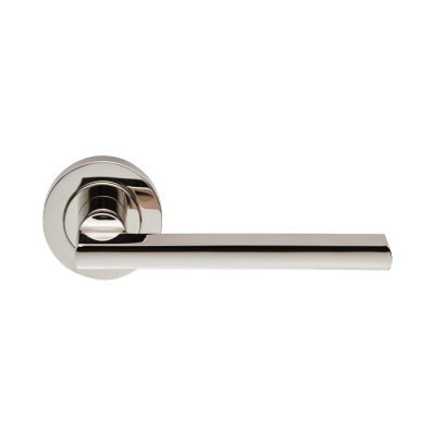 Trentino Lever Door Handle on Round Rose