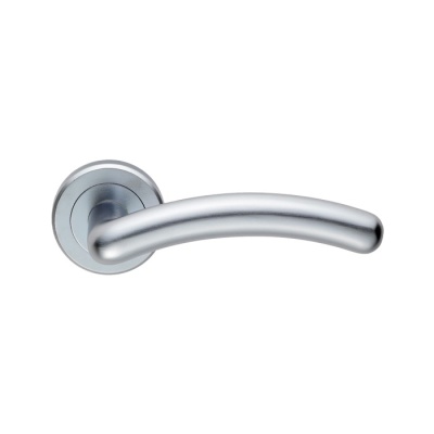 Noxia Lever Door Handle on Round Rose