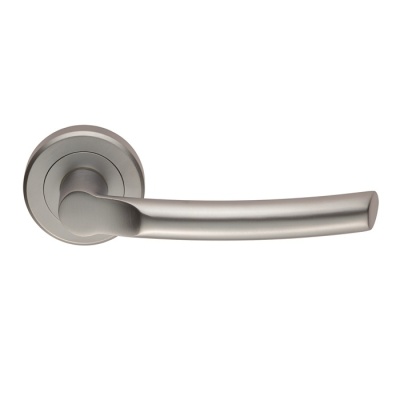 Nelson Lever Door Handle on Round Rose